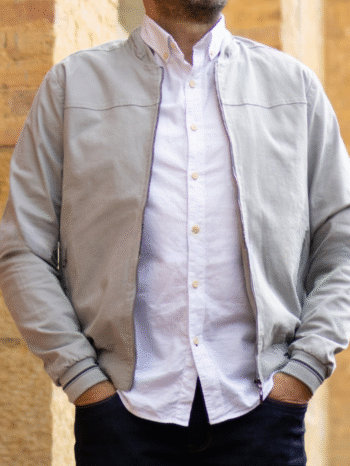 chaqueta cuello redondo bordado pectoral